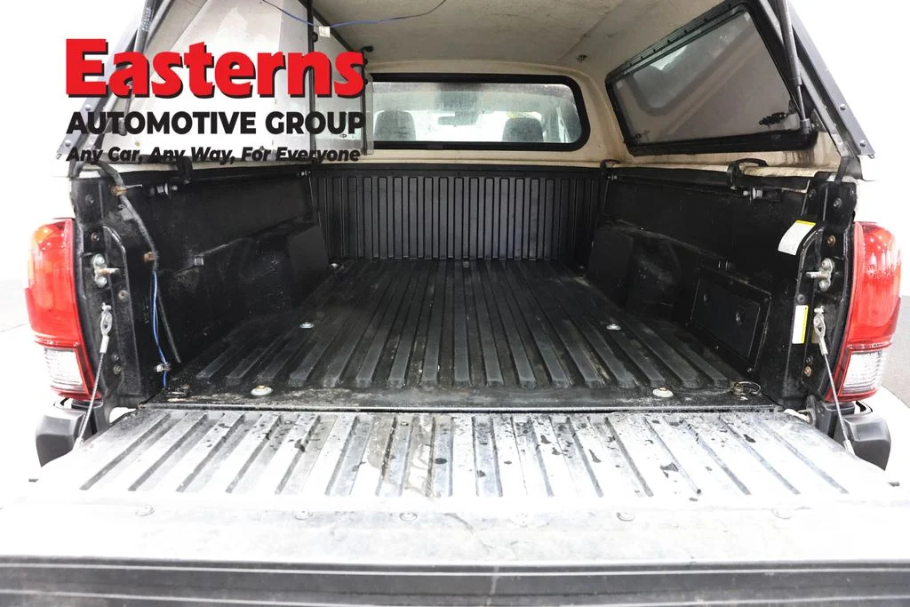 Used 2019 White Toyota SR image 9