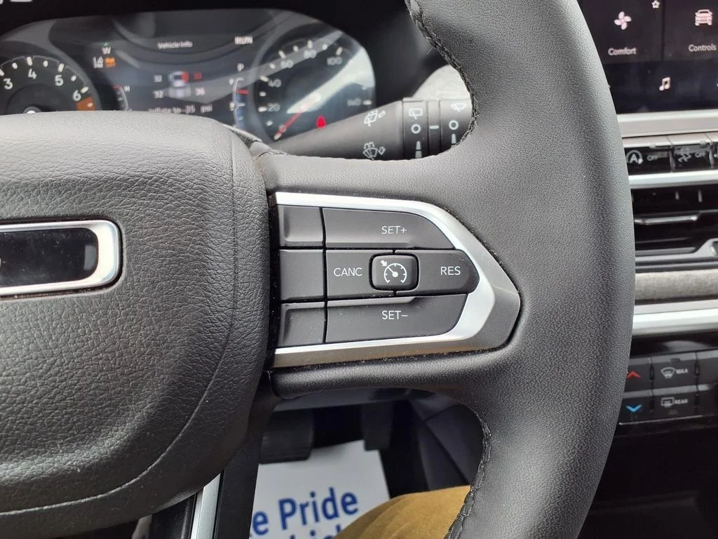 Certified Used 2023 Blue Jeep Latitude image 14