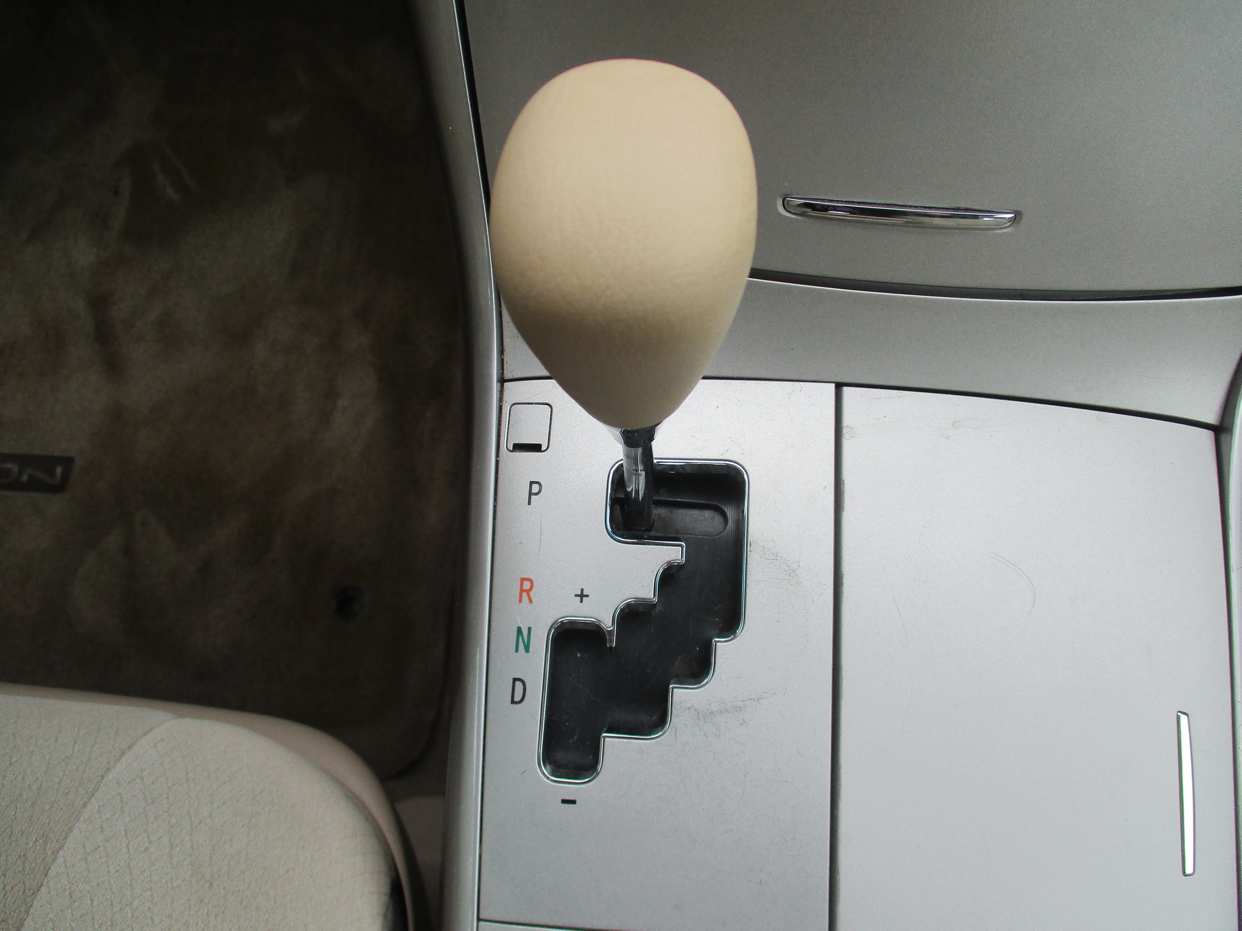 Used 2007 Beige Toyota  image 18