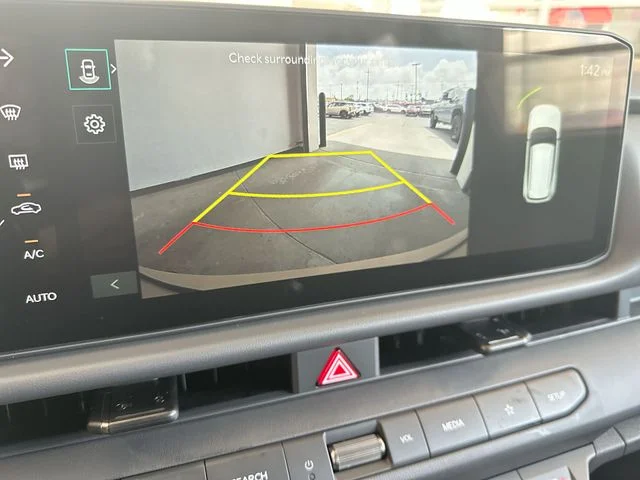 New 2027 Terrain Brown Kia X-Line S image 25
