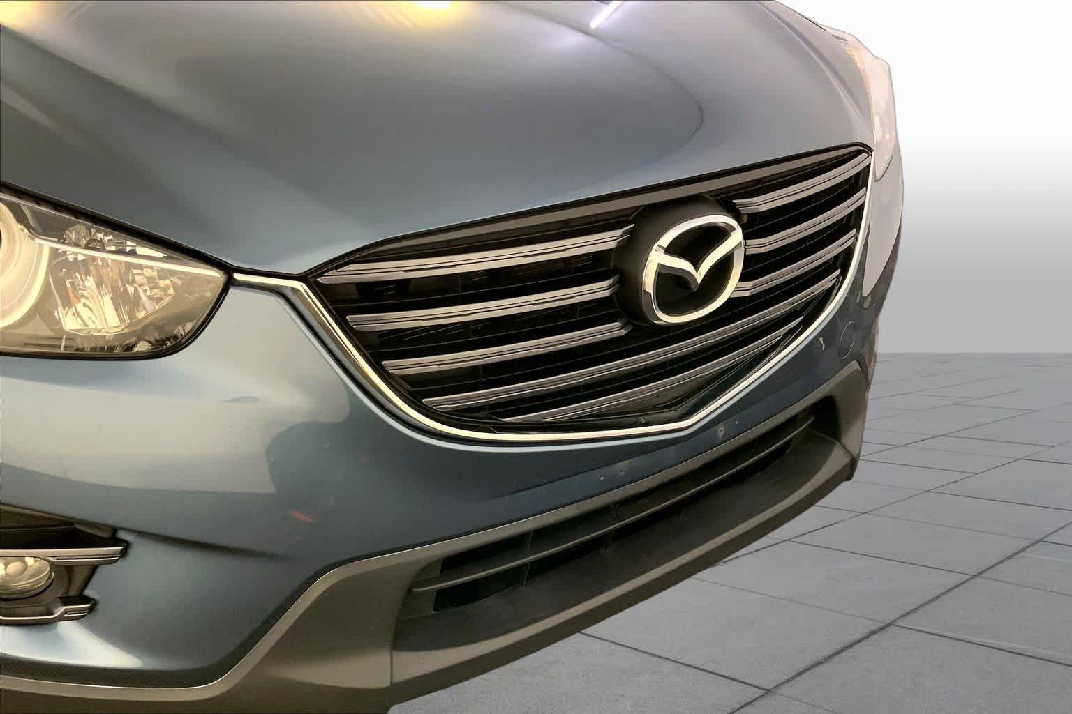 Used 2016 Blue Reflex Mica Mazda Grand Touring image 33