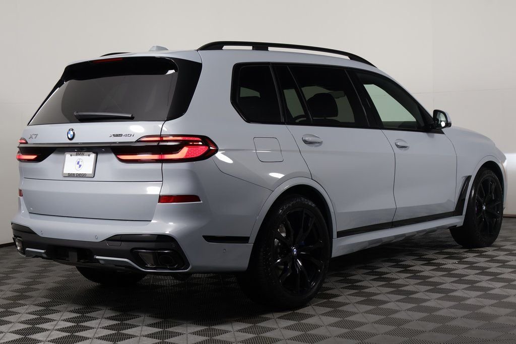 New 2027 Brooklyn Grey Metallic BMW xDrive40i image 2
