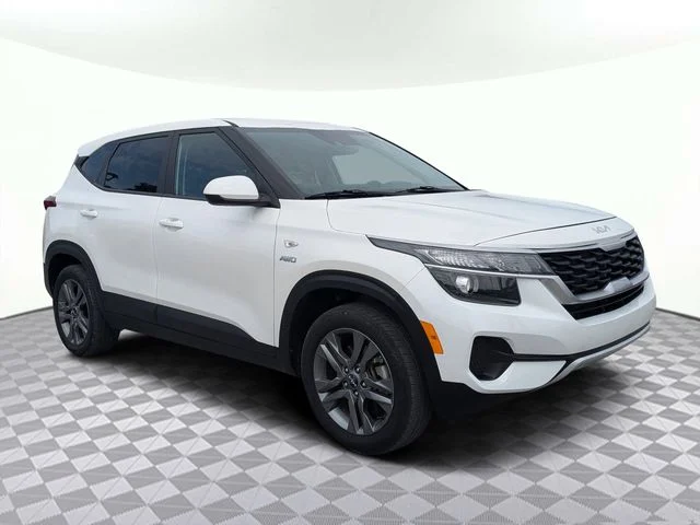 Used 2022 Kia Seltos LX with VIN KNDEPCAAXN7336991 for sale in Lake City, FL