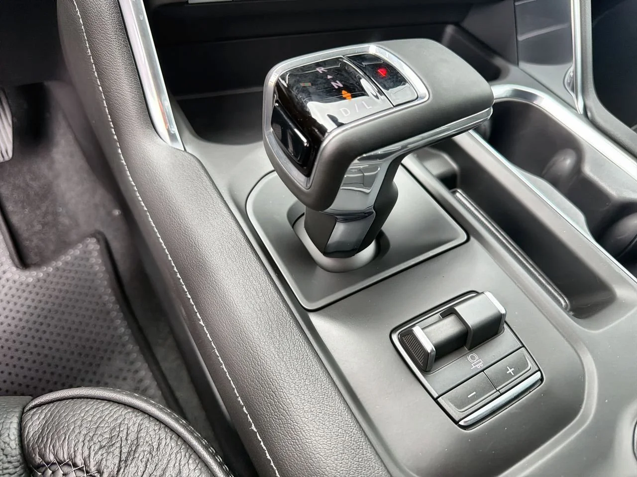 2026 GMC Sierra 1500 Denali - Photo 14