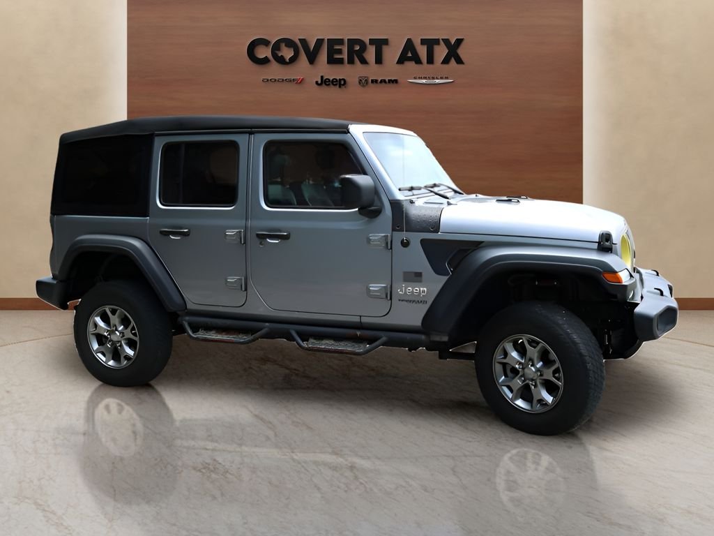 Used 2020 Silver Jeep Unlimited Sport image 6