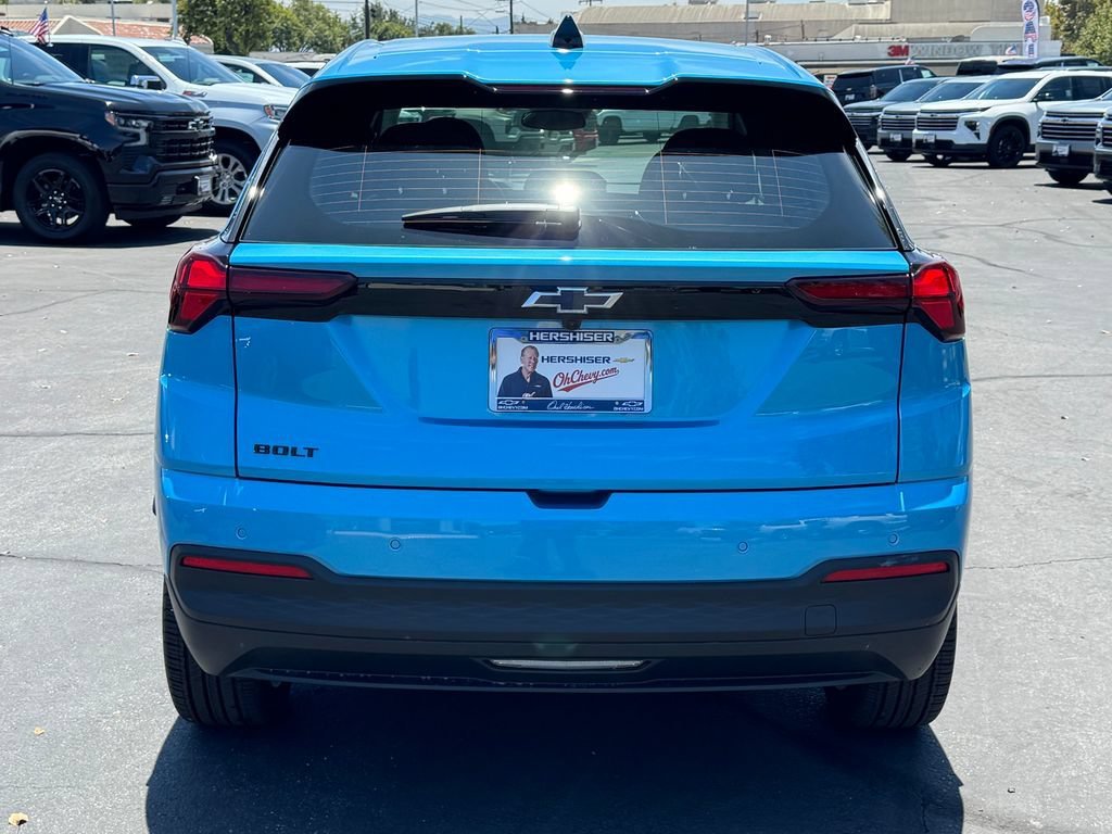 New 2027 Marina Blue Metallic Chevrolet LT image 5