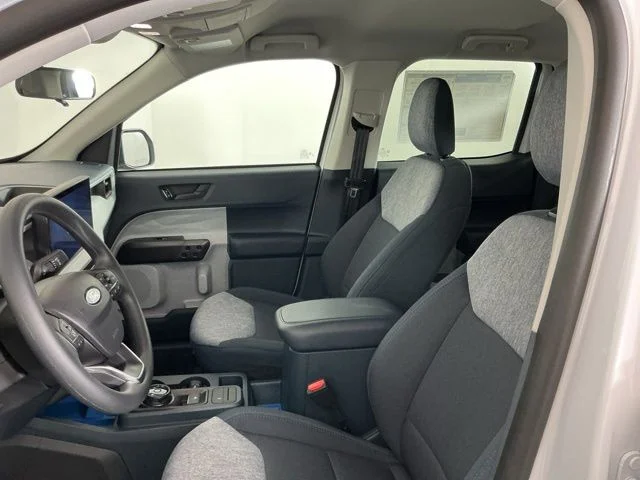 New 2026 Oxford White Ford XLT image 15