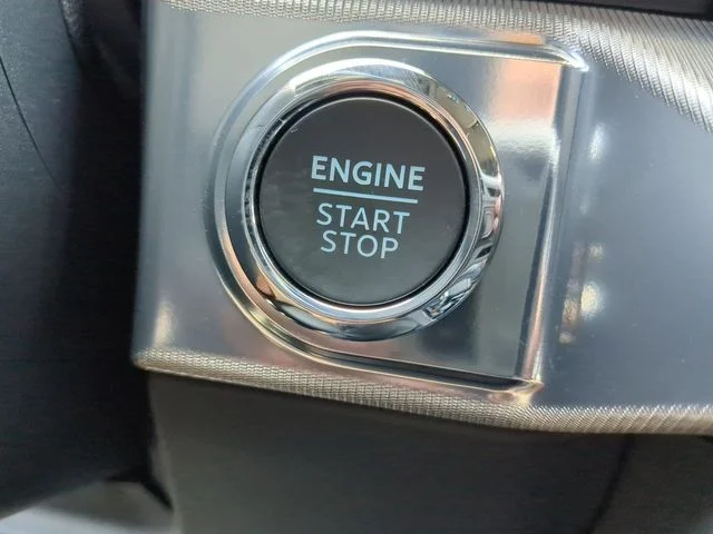 New 2026 Silver Ford Lariat image 28