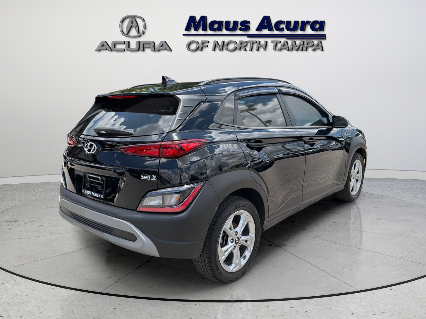 Used 2023 Abyss Black Hyundai SEL image 4