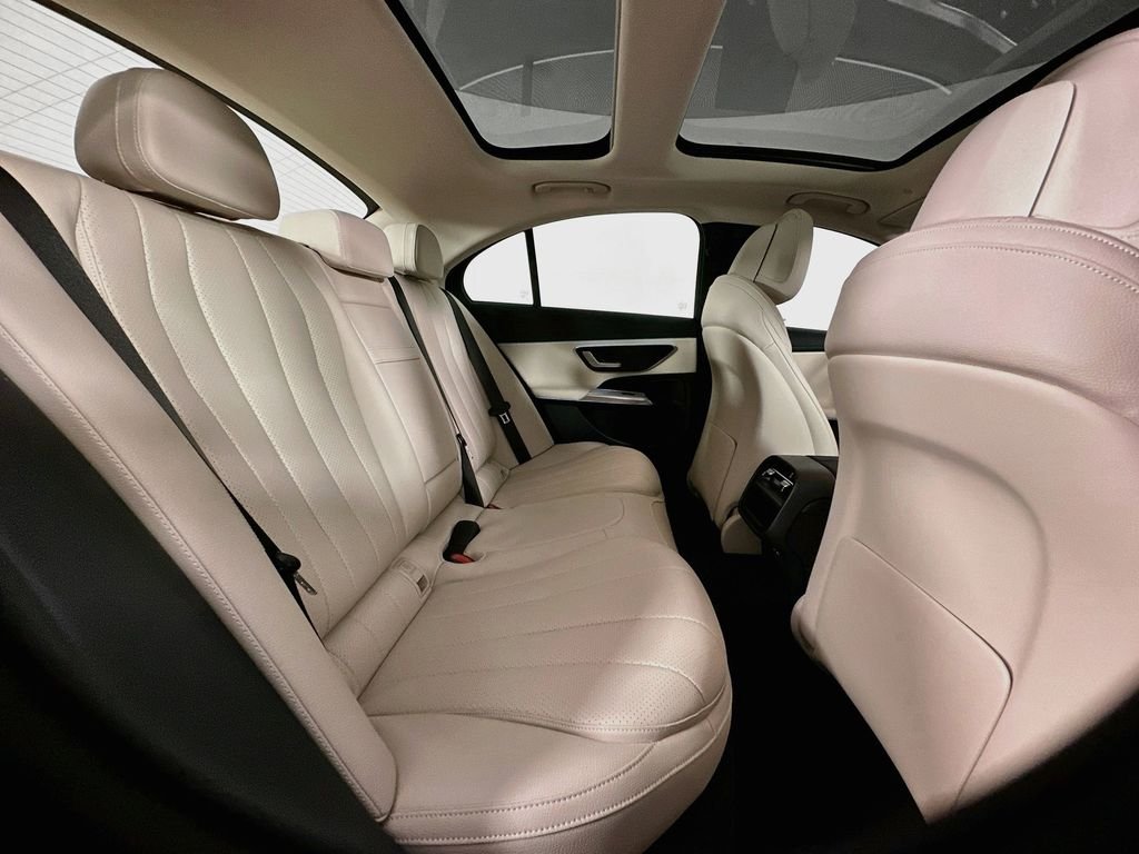 New 2026 Obsidian Black Metallic Mercedes-Benz E 450 image 28