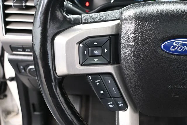 Used 2017 White Ford Platinum image 26