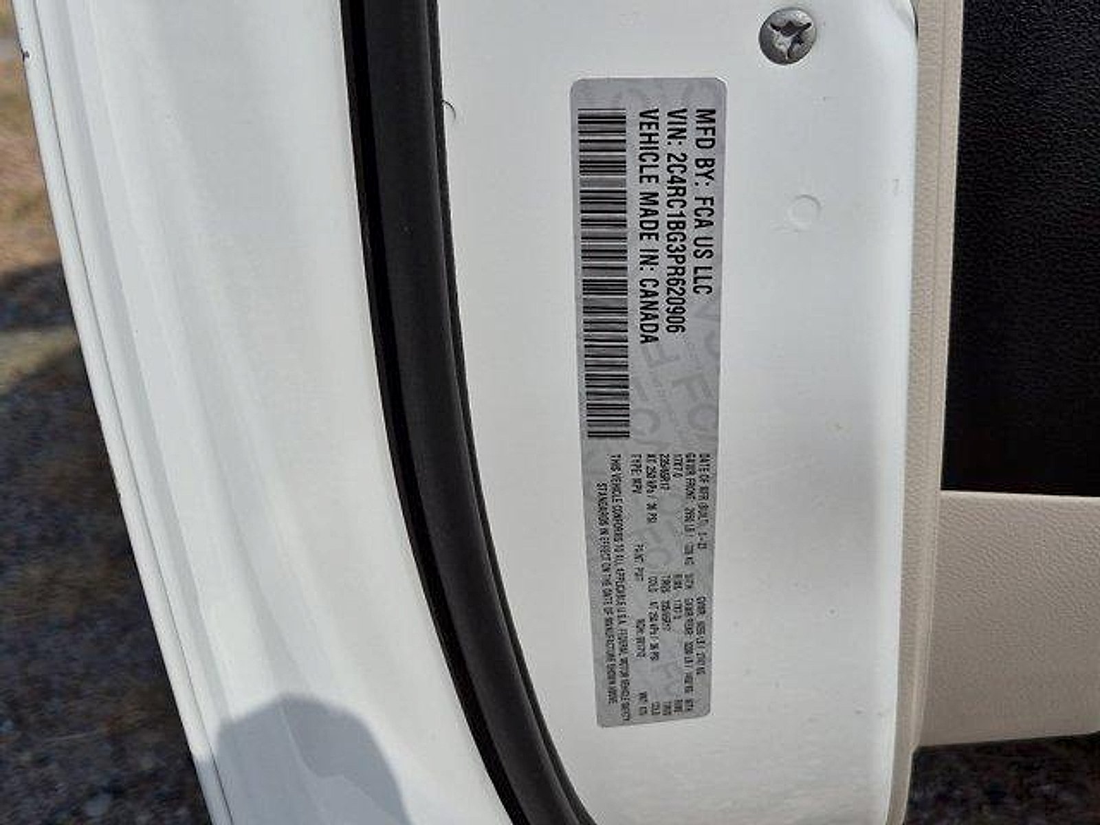 Used 2023 Bright White Clearcoat Chrysler Touring L image 32