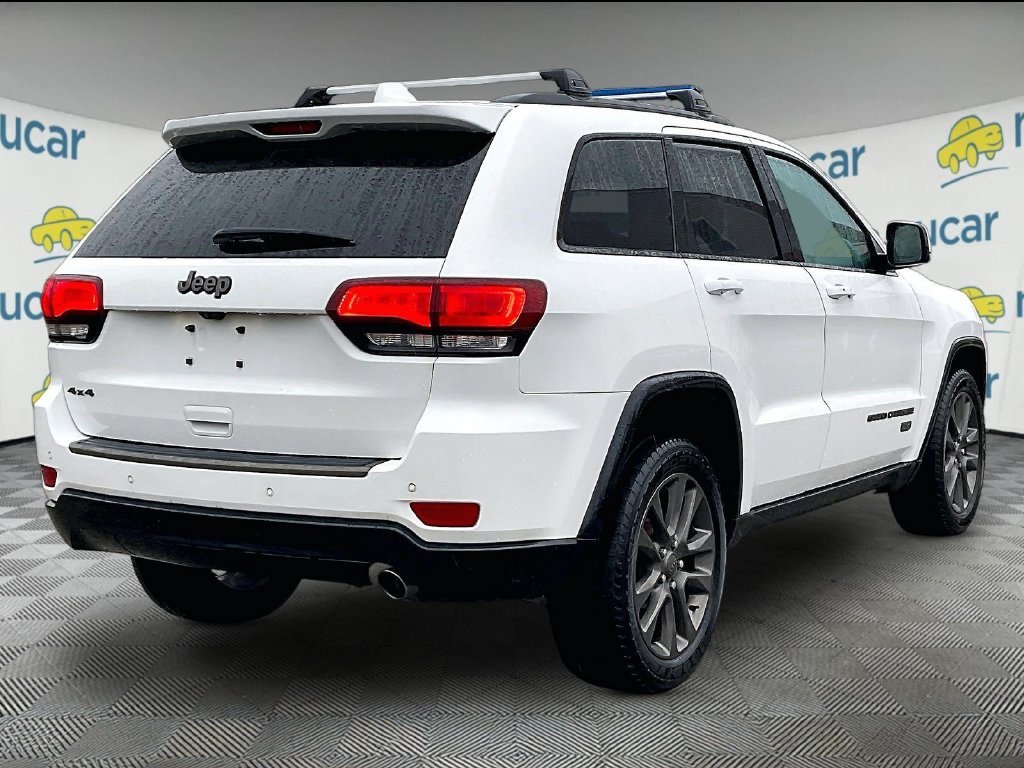 Used 2016 Bright White Clearcoat Jeep Limited image 6
