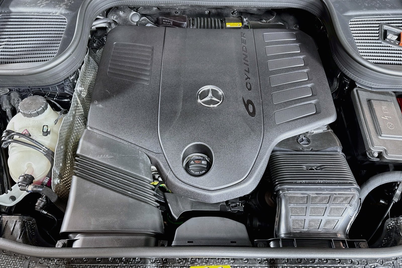 New 2027 Black Mercedes-Benz GLS 450 image 29