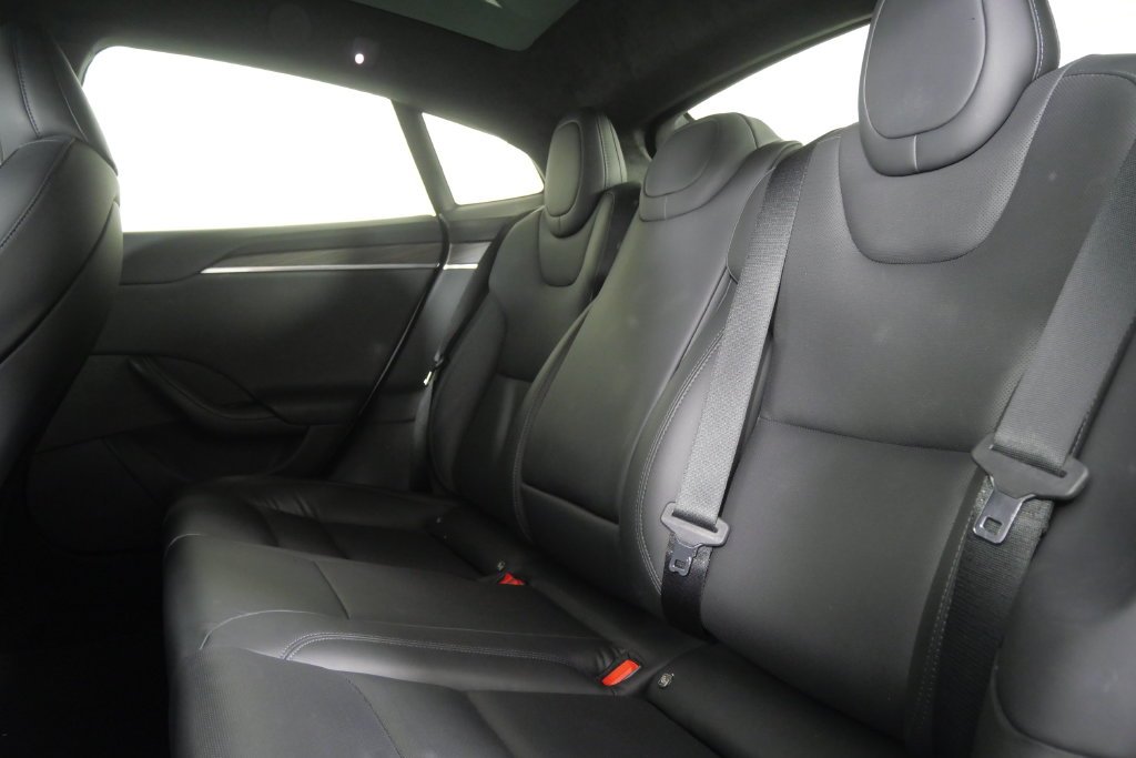 Used 2023 Pearl White Multi-Coat Tesla Base image 18