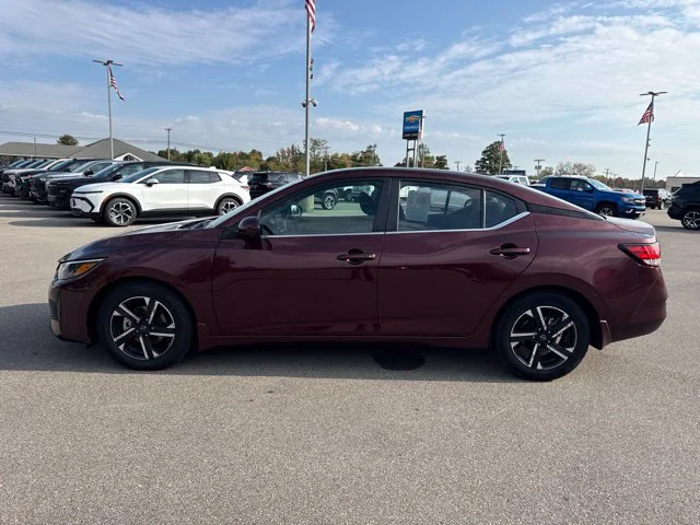 Used 2024  Nissan SV image 8