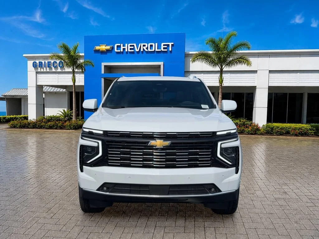 New 2026 Polar White Tricoat Chevrolet High Country image 2