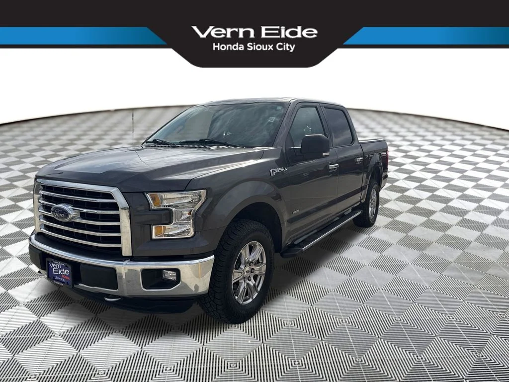 2015 Ford F-150 XLT 4x4 SuperCrew 145-in's photo