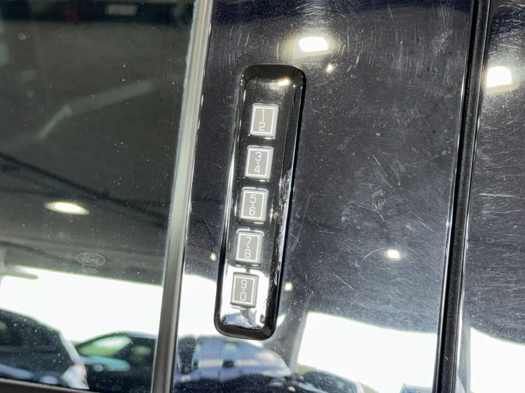 Used 2022 White Ford XLT image 39