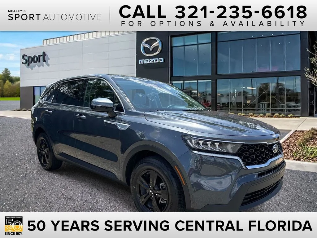 2021 Kia Sorento LX AT's photo