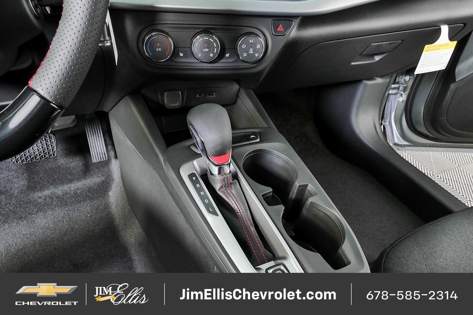 2026 Chevrolet Trax RS - Photo 16