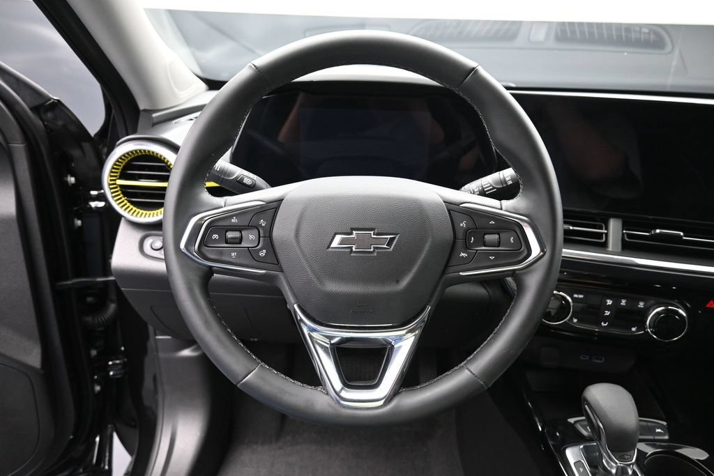 Used 2026 Black Chevrolet ACTIV image 16