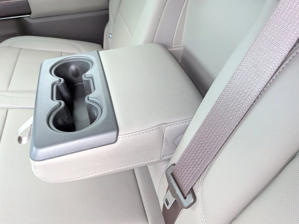 Used 2019 White GMC SLT image 38