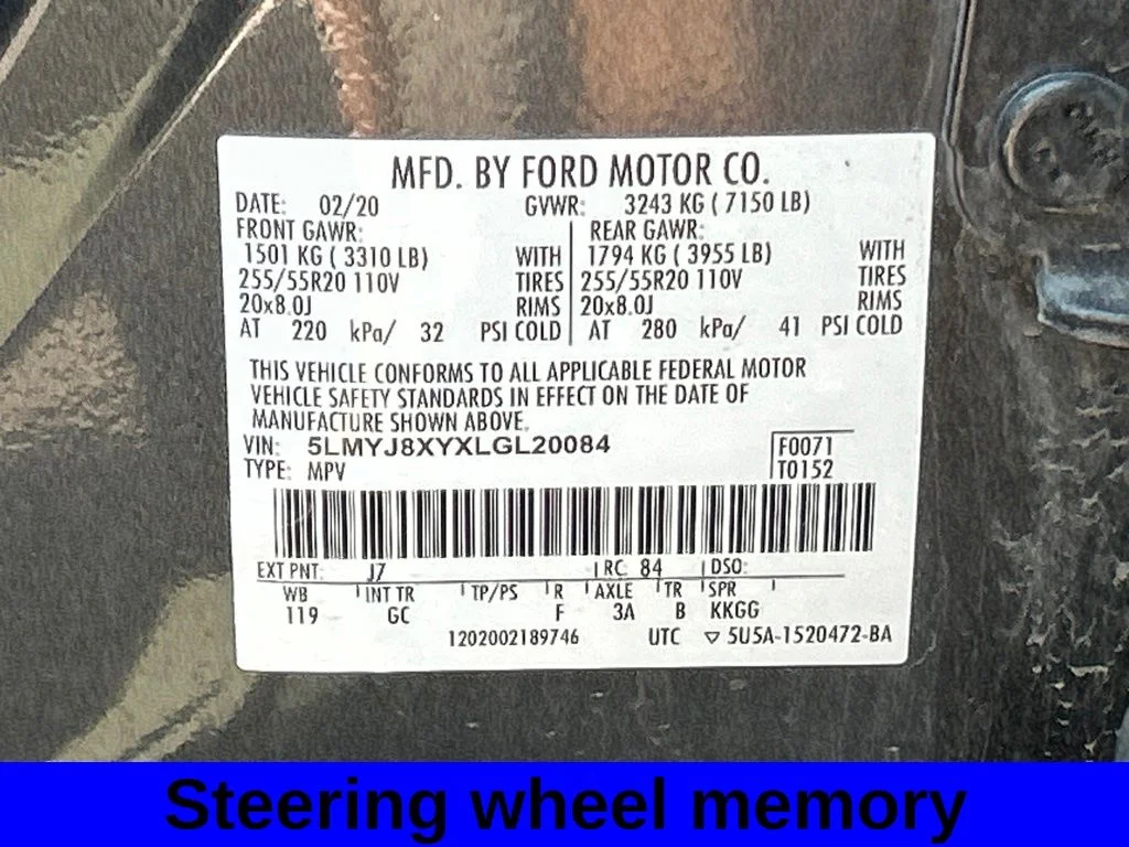 Used 2020 Gray Lincoln Grand Touring image 14