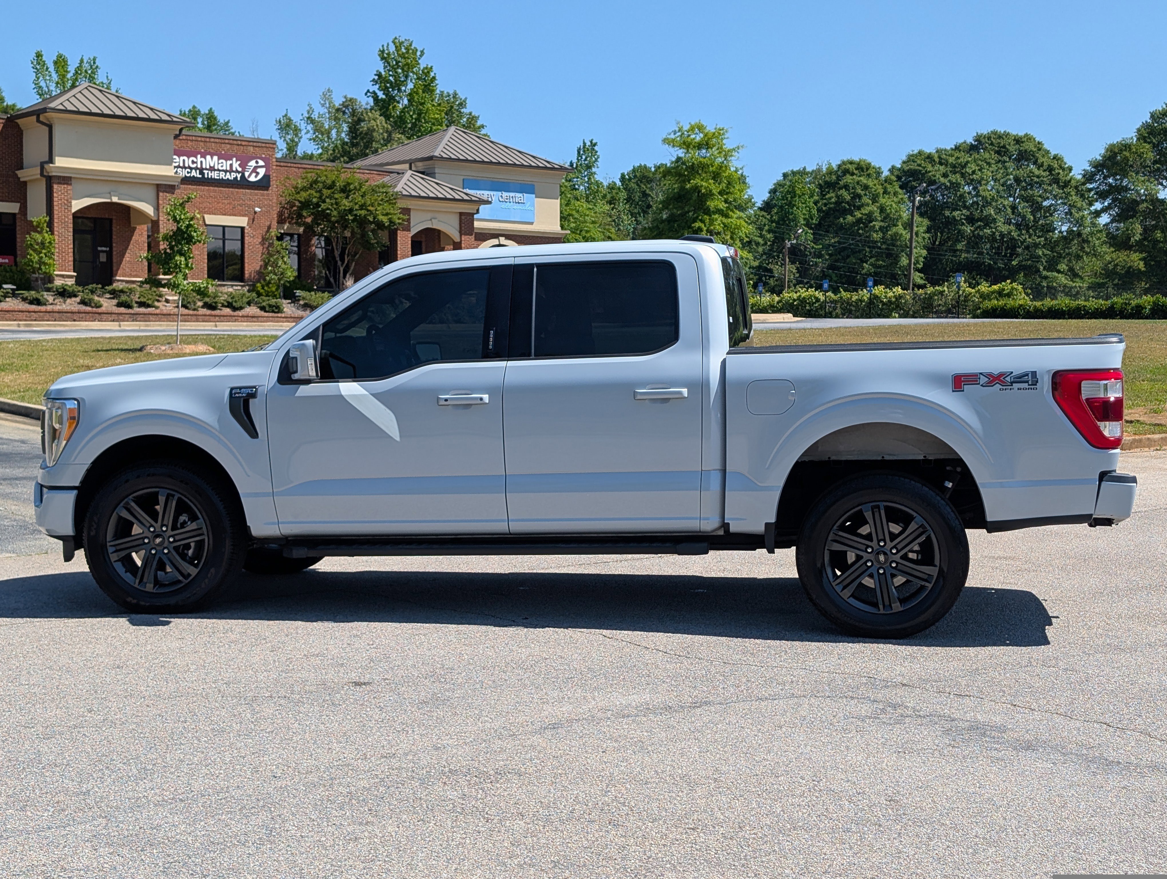 2022 Ford F-150 Lariat - Photo 13