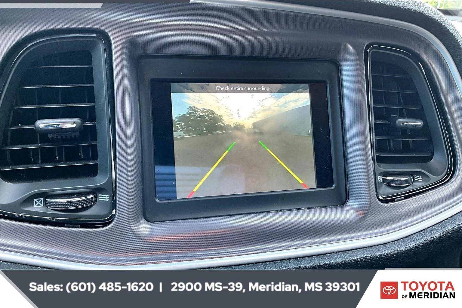 Used 2022 White Knuckle Clearcoat Dodge R/T image 15
