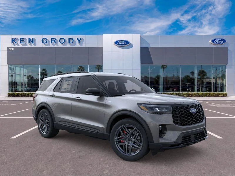 2026 Ford Explorer ST-LINE RWD's photo
