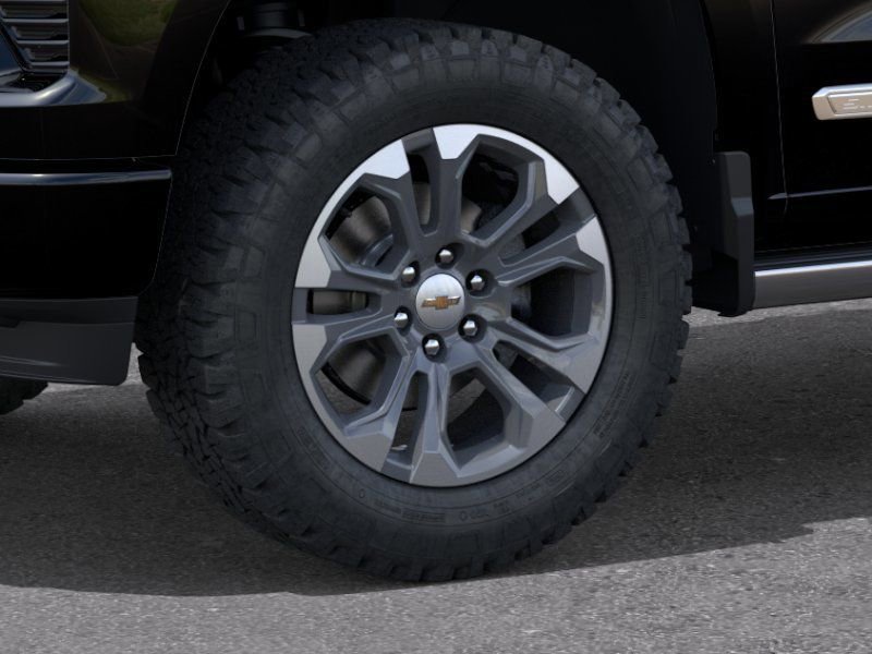 New 2026 Black Chevrolet High Country image 9