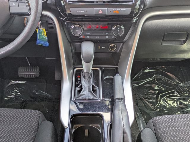 Used 2022 White Mitsubishi ES image 18