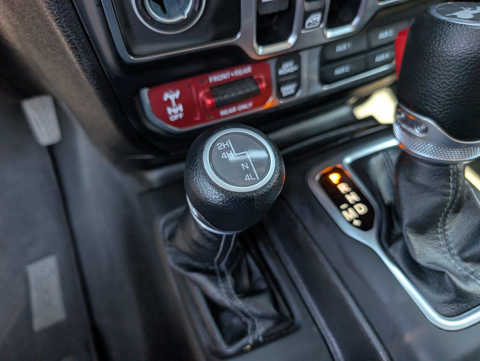 2025 Jeep Wrangler 4-Door Rubicon - Photo 23