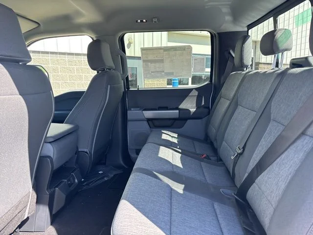 New 2026 Oxford White Ford F-250® XL image 32