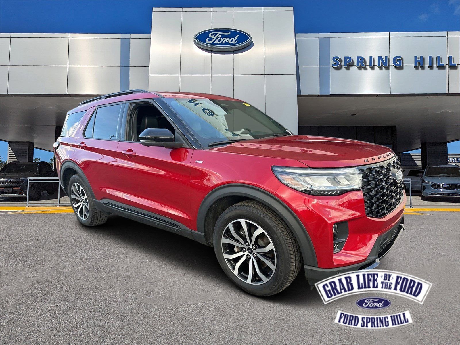 2025 Ford Explorer ST-LINE RWD (PL535)'s photo