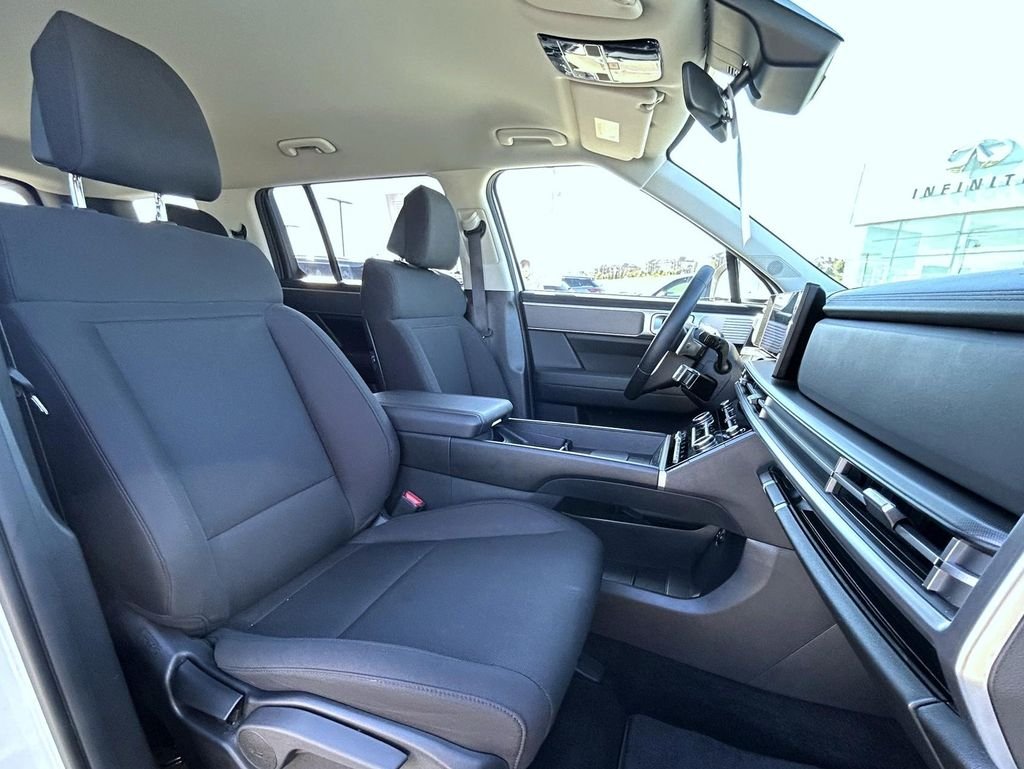 2025 Hyundai Santa Fe SE - Photo 17