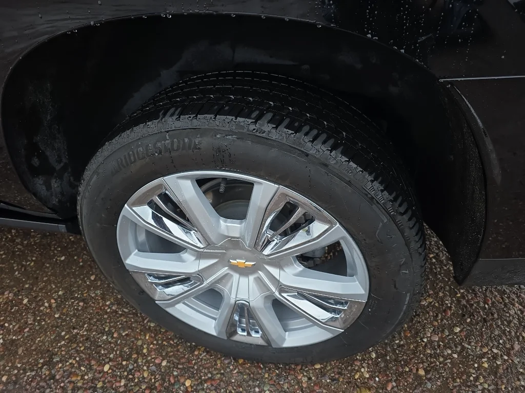 Used 2024 Black Chevrolet High Country image 37