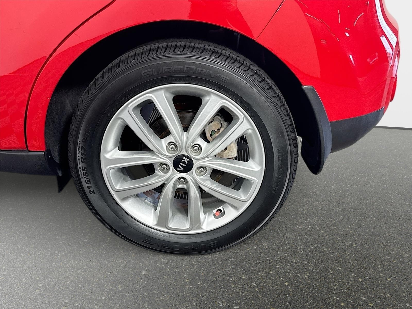 Used 2017 Inferno Red Kia + image 28