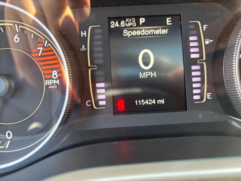 Used 2017 White Jeep Latitude image 19