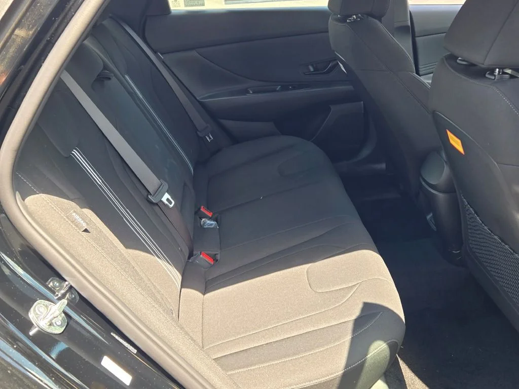 New 2026 Abyss Black Hyundai SEL Sport image 10