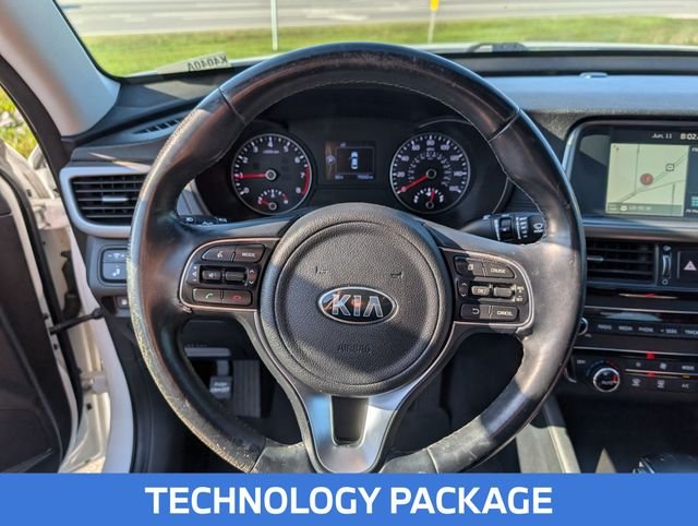 Used 2016 White Kia LX image 13