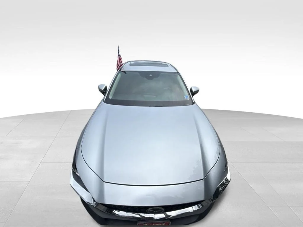 Used 2021 Silver Mazda Preferred image 11