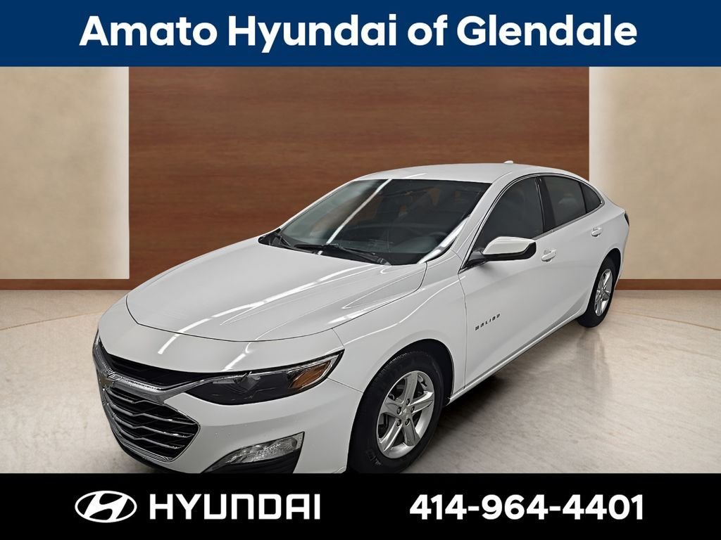 Used 2024 Chevrolet Malibu 1LT with VIN 1G1ZD5ST4RF168792 for sale in Menomonee Falls, WI