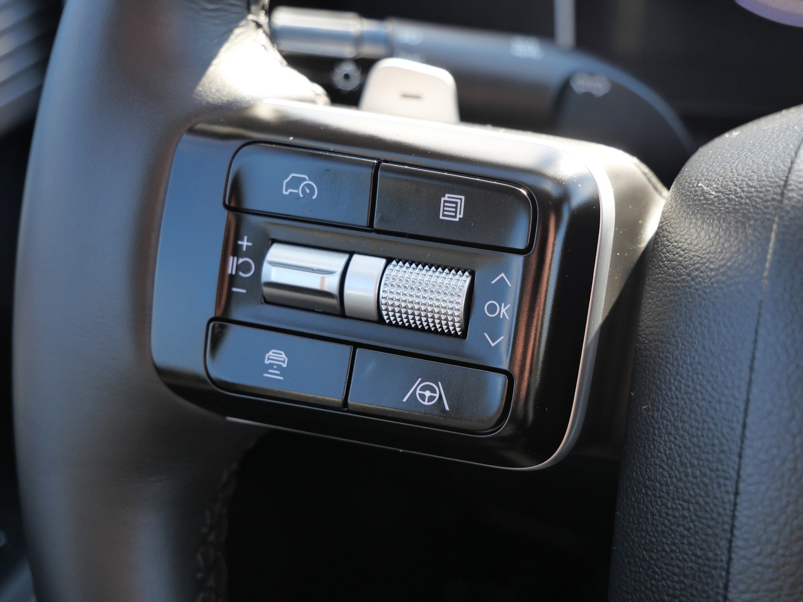 2026 Hyundai Santa Fe SE - Photo 32