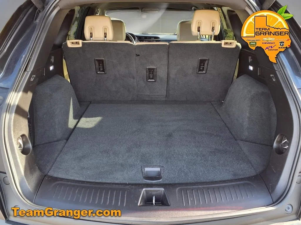 2018 Cadillac XT5 Base - Photo 9