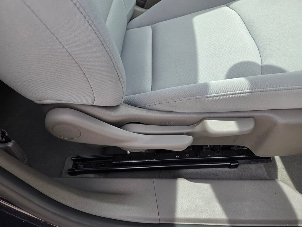 2022 Chevrolet Malibu 1LS - Photo 15