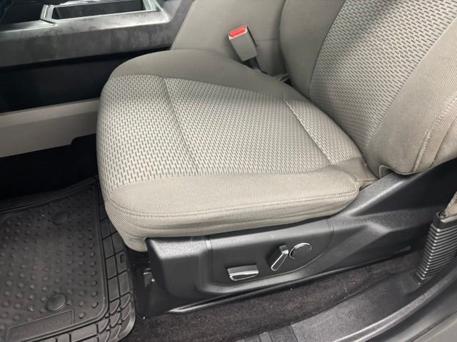 Used 2017 Gray Ford XLT image 17