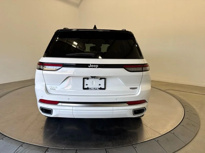 Used 2025 White Jeep Summit image 6