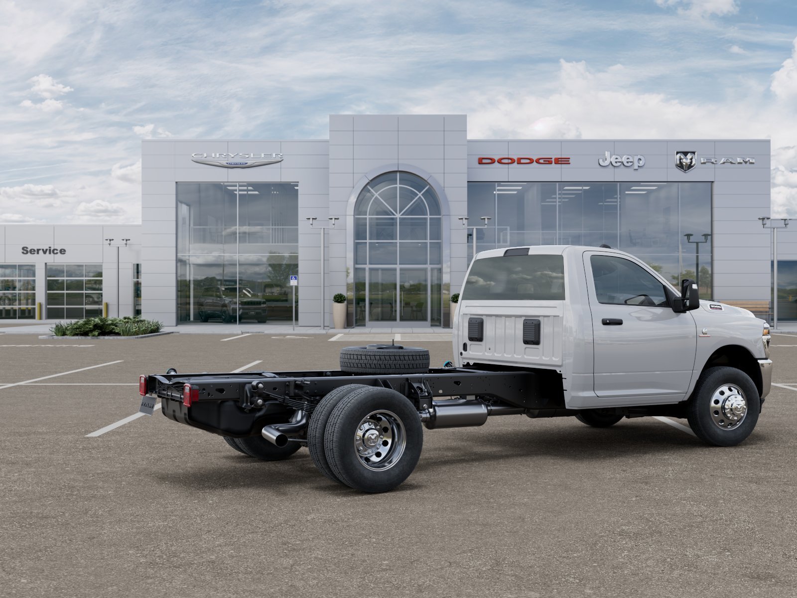 New 2025 Bright White Clearcoat RAM Tradesman image 24